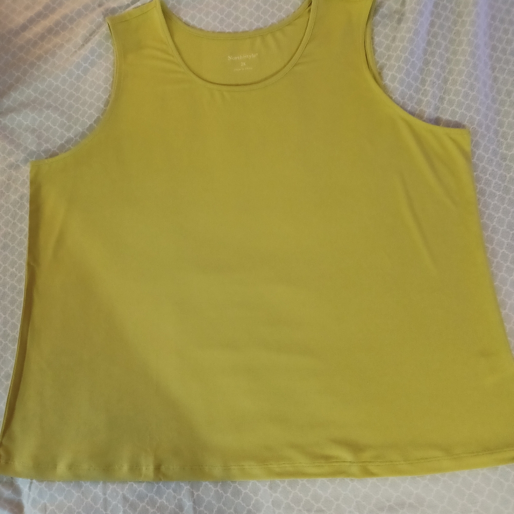 NORTH STYLE Womens Plus 2X Sleeveless Avacado Green Polyester Blend Tank Top